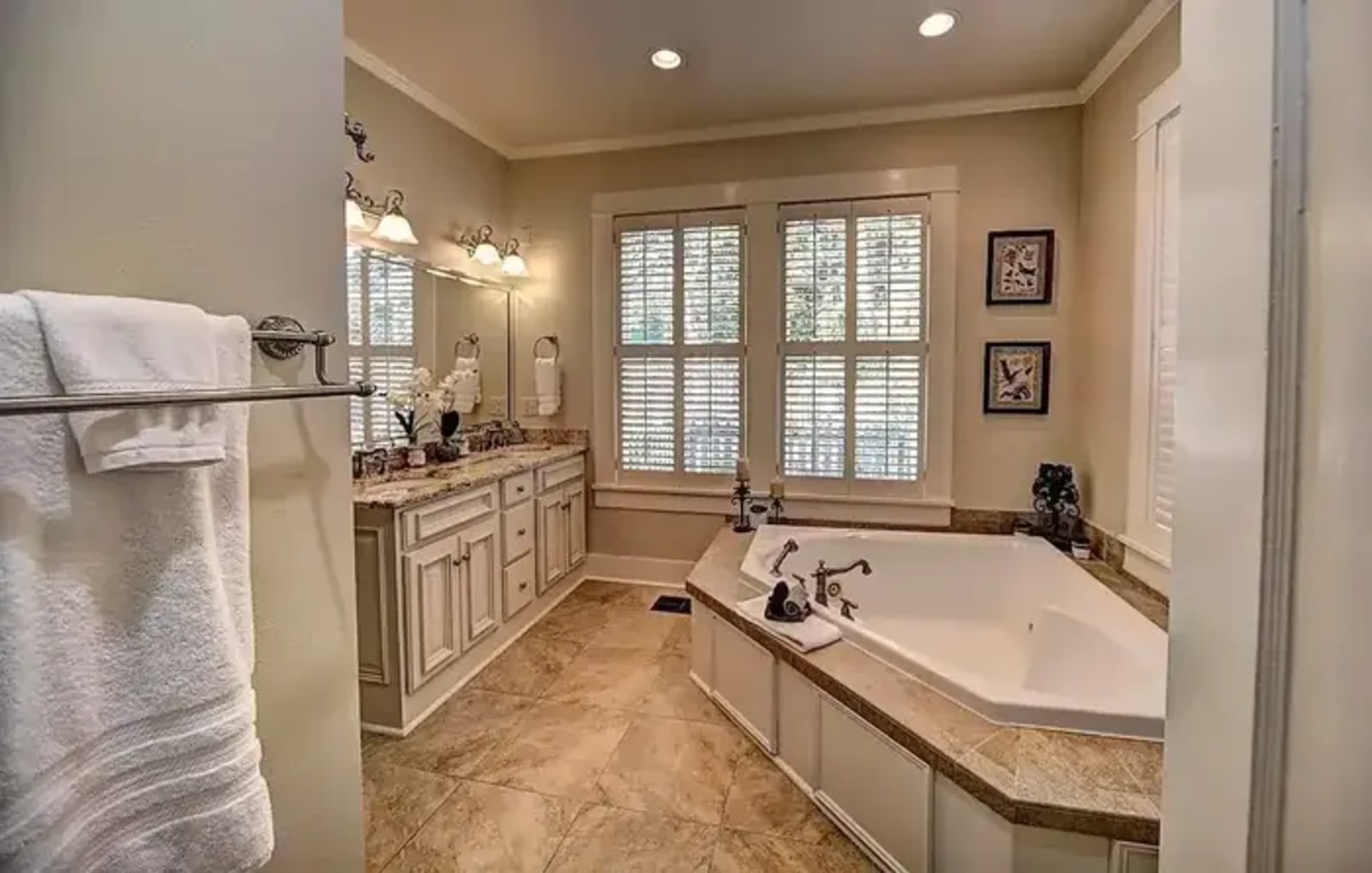 The Good House B & B