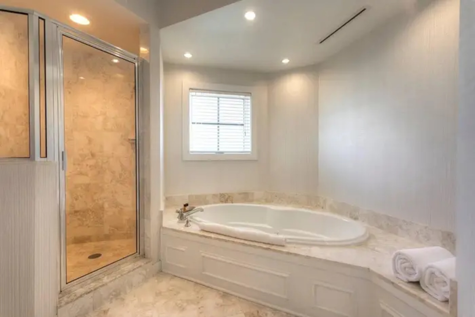 Inn at Bay Harbor, Autograph Collection