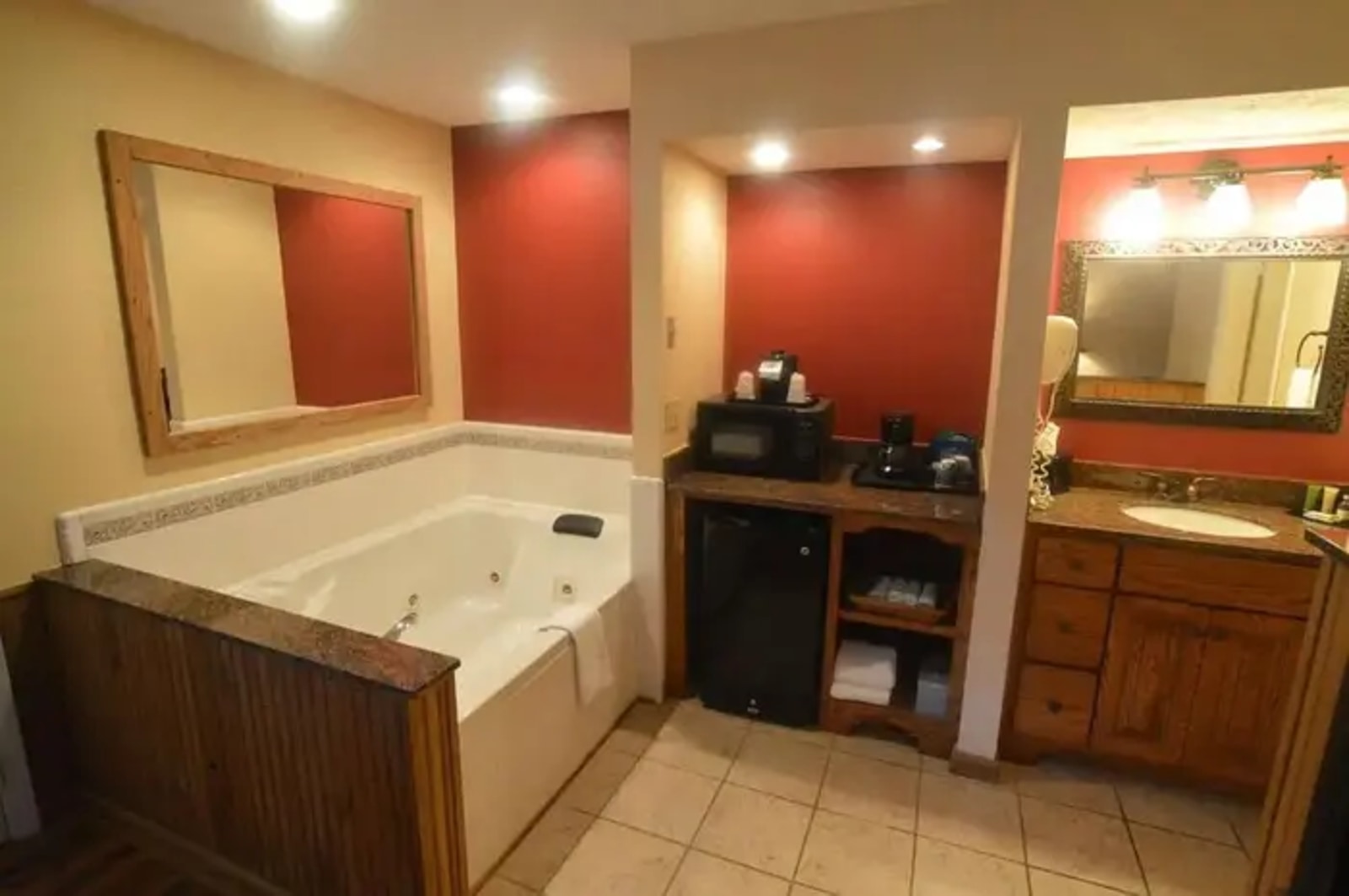 Jonathan Creek Inn and Villas
