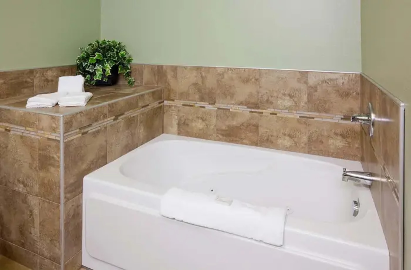 Expressway Suites of Grand Forks