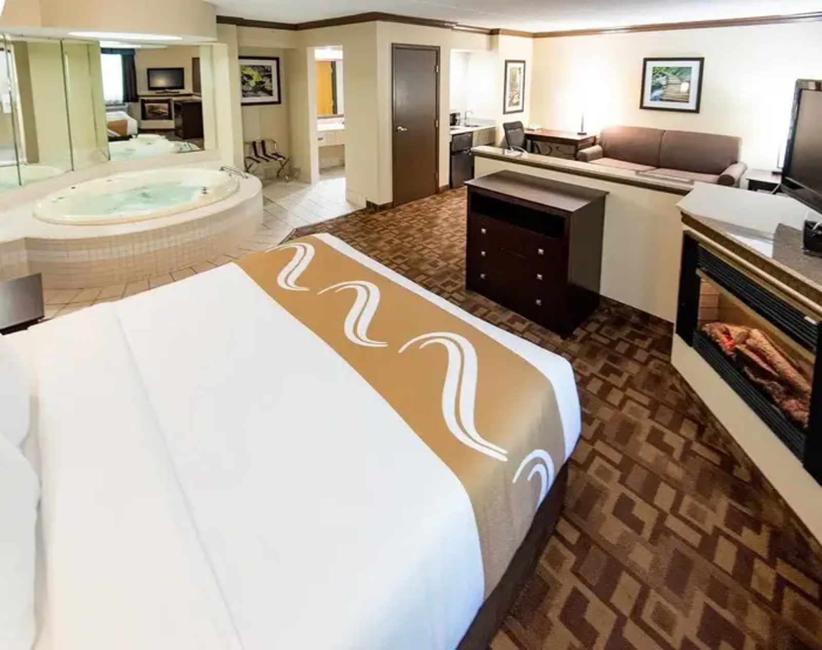 Quality Inn & Suites Quakertown
