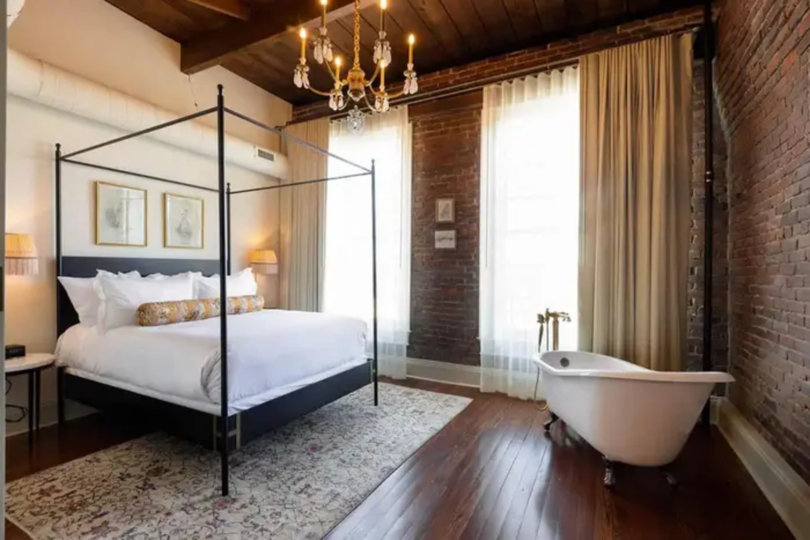 Hotel Cleo, Knoxville Downtown, A Tribute