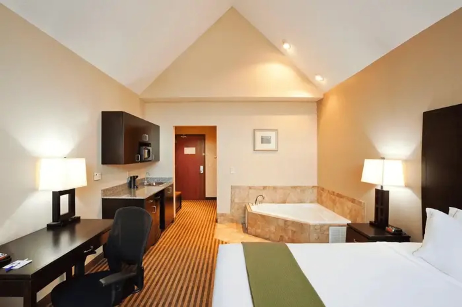 Holiday Inn Express Johnson City By IHG