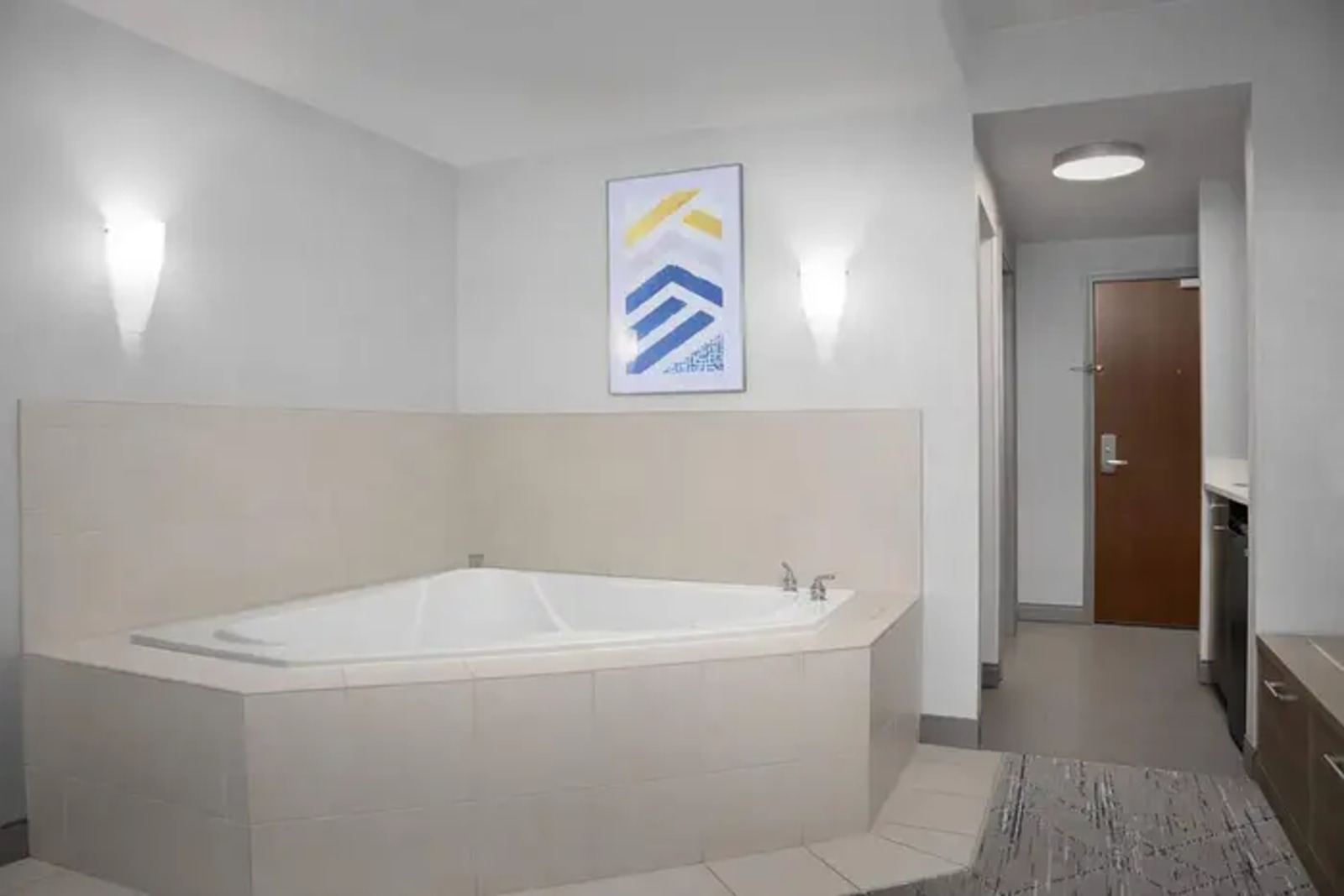 Holiday Inn Express & Suites Alexandria Fort