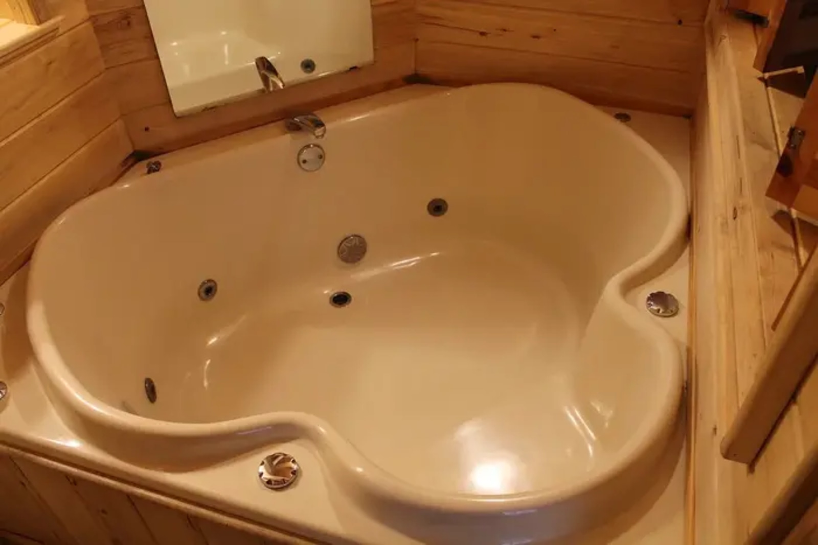 Cedar Lodge & Settlement