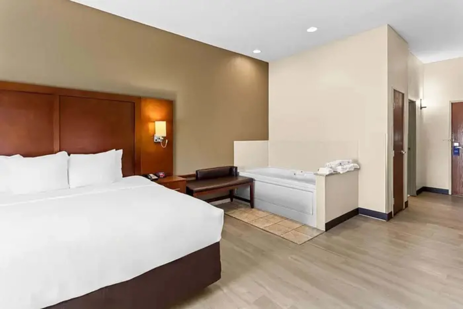 Comfort Suites Libertyville North