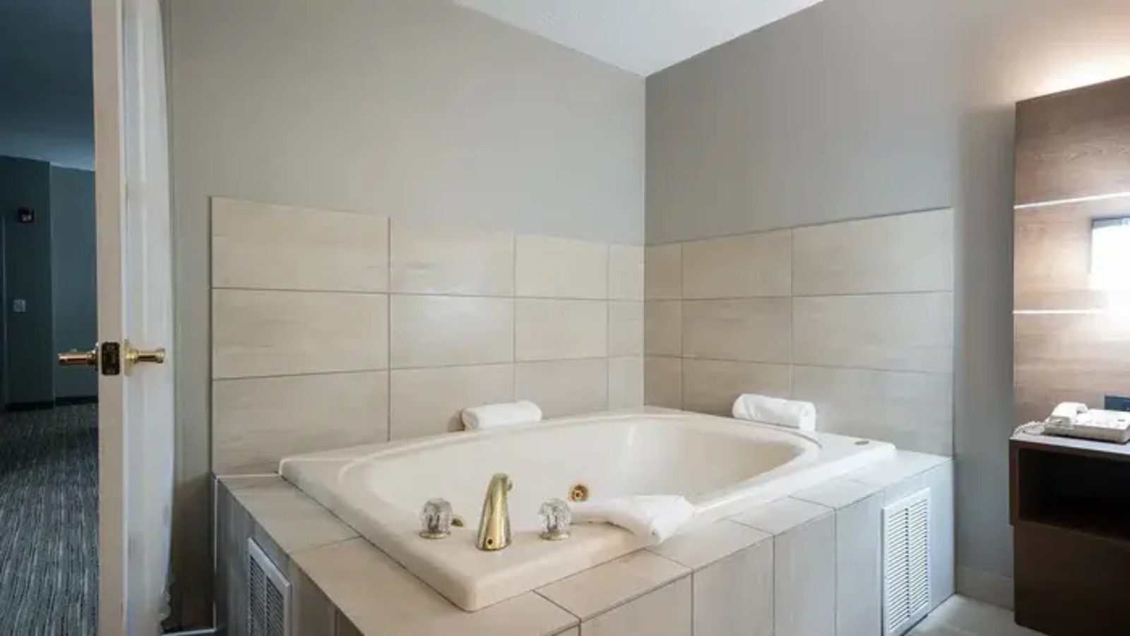 Holiday Inn Express & Suites Bad Axe