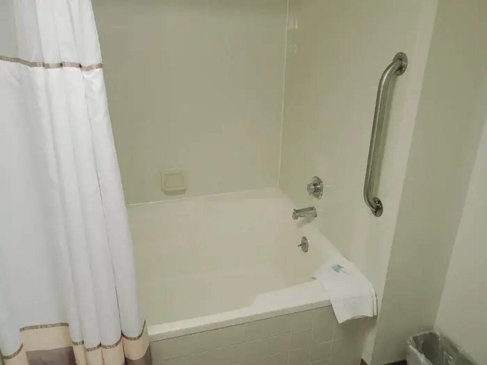 Blackstone Lodge and Suites