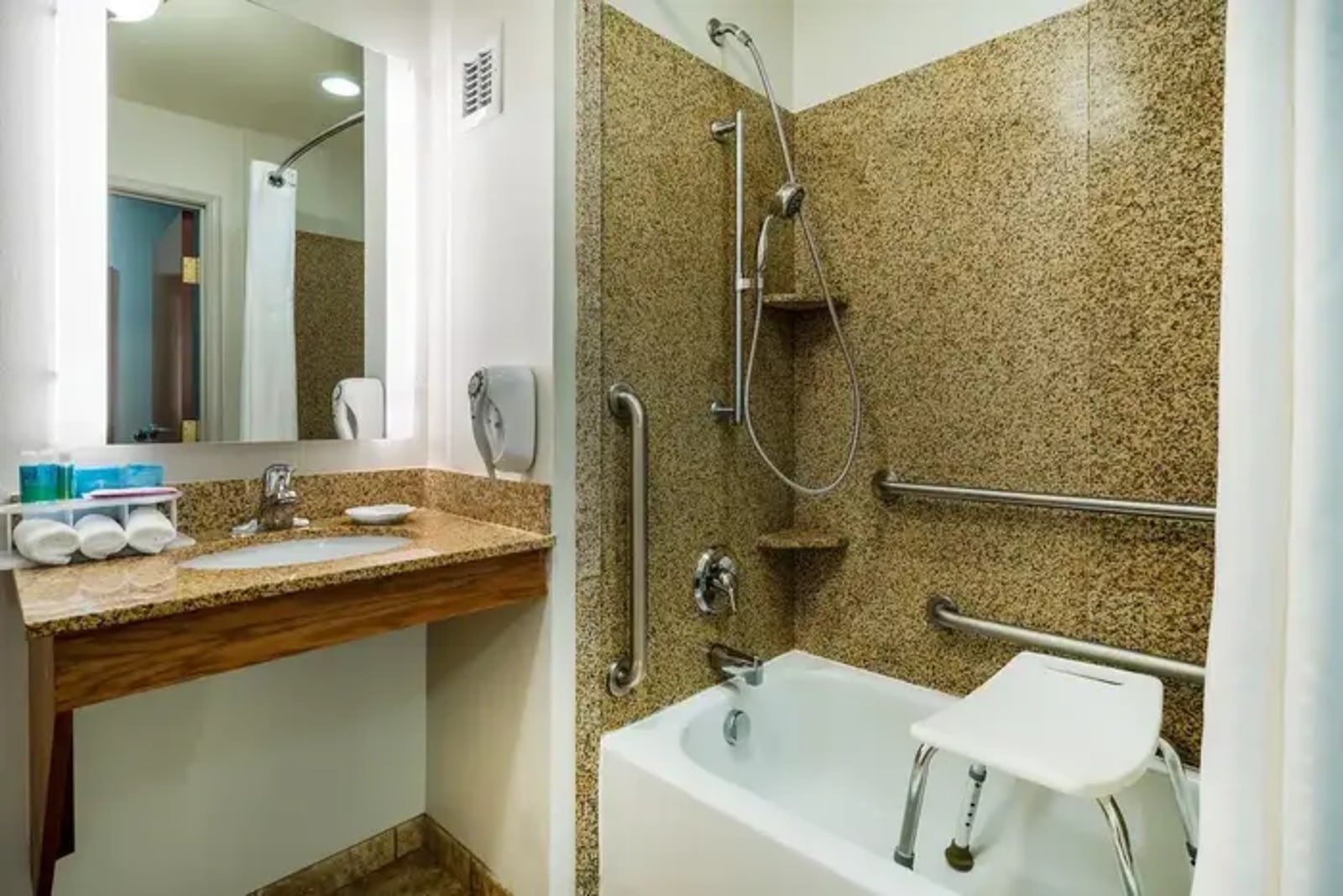 Holiday Inn Express & Suites Rocky Mount