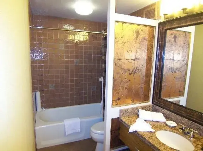 The Hotel Captain Cook