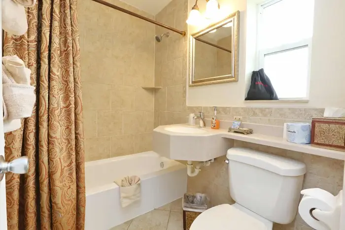 La Fiesta Ocean Inn & Suites - Jacuzzi Suite in St. Augustine