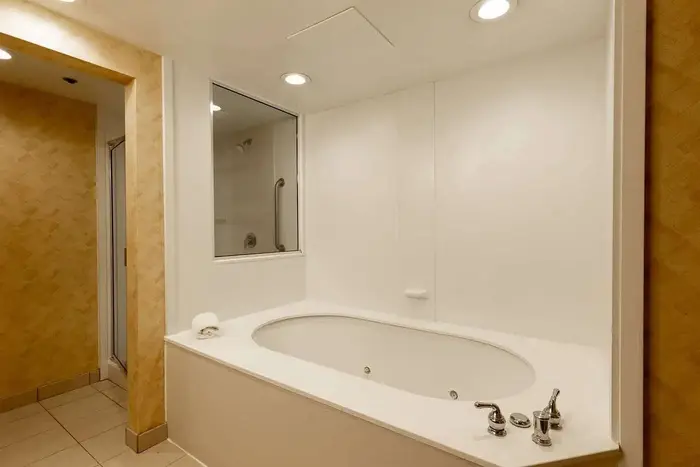 Hampton Inn & Suites Jacksonville Deerwood