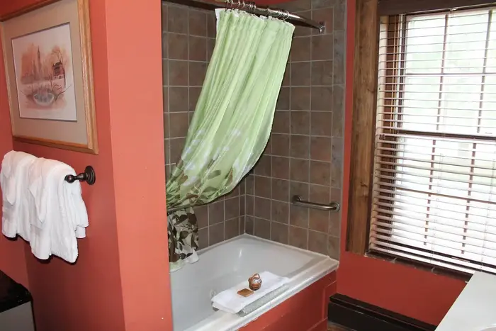 Iowa House Historic Inn