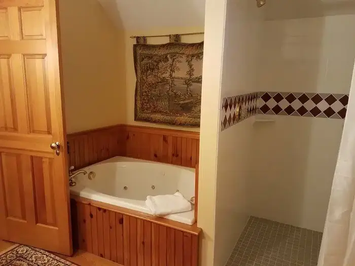 Spouter Inn Bed and Breakfast