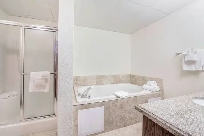 Savannah House Hotel