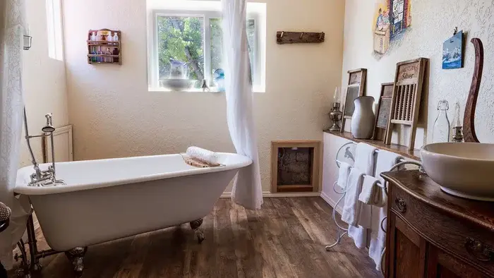 Red Horse Bed and Breakfast