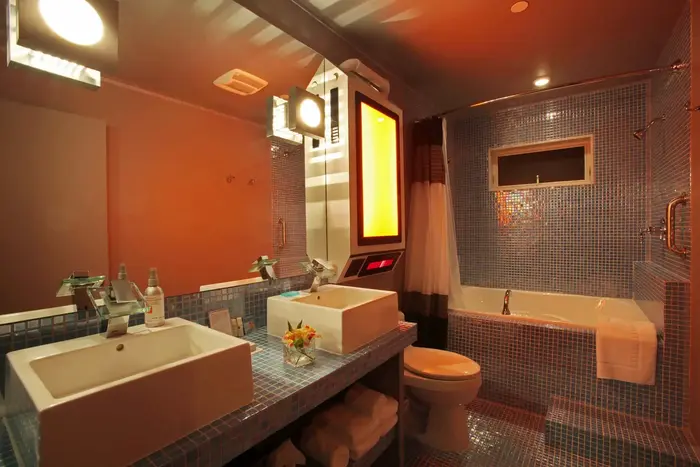 The Roxbury, Contemporary Catskills Lodging