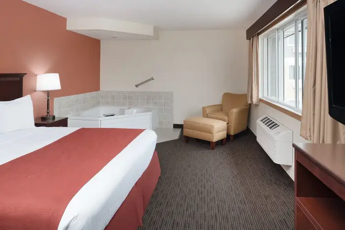 AmericInn by Wyndham Valley City