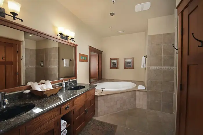 FivePine Lodge & Spa