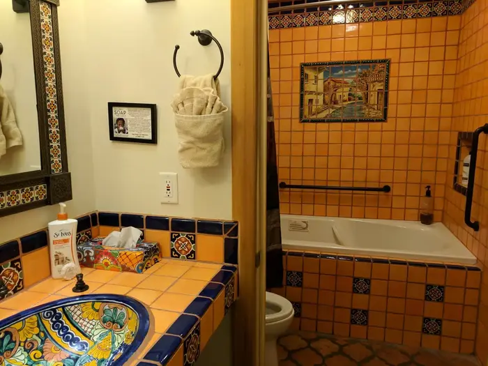 La Posada Hotel - Jacuzzi Suite in Winslow