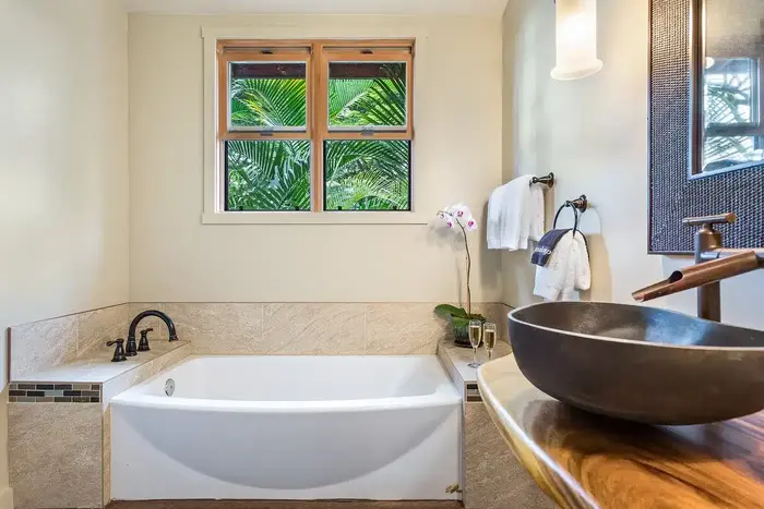Holualoa Inn - Jacuzzi Suite in Holualoa