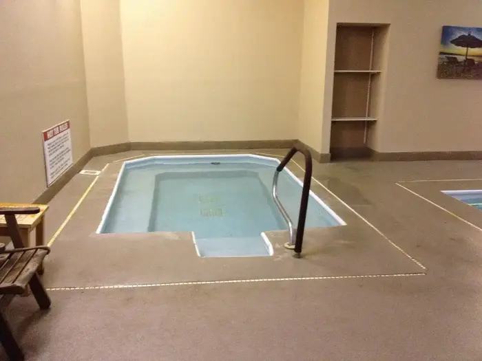 Best Western Plus Brandywine Inn & Suites - Jacuzzi Suite in Monticello