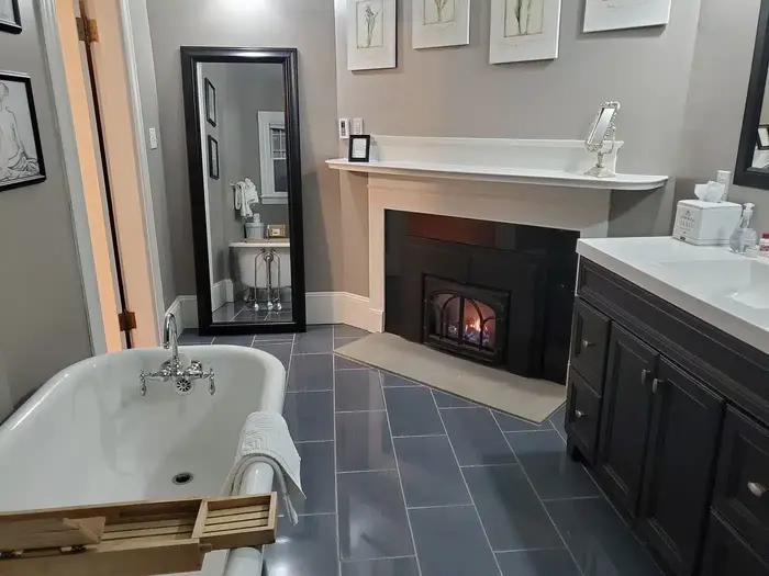 Saltair Inn Waterfront B&B