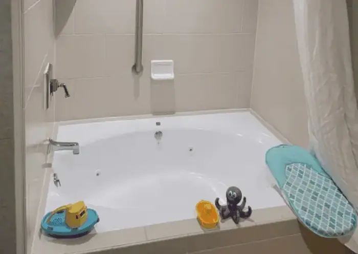 Doubletree Suites By Hilton Hotel Raleigh