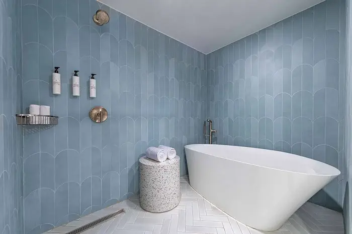 Sonesta Resort - Jacuzzi Suite in Hilton Head Island