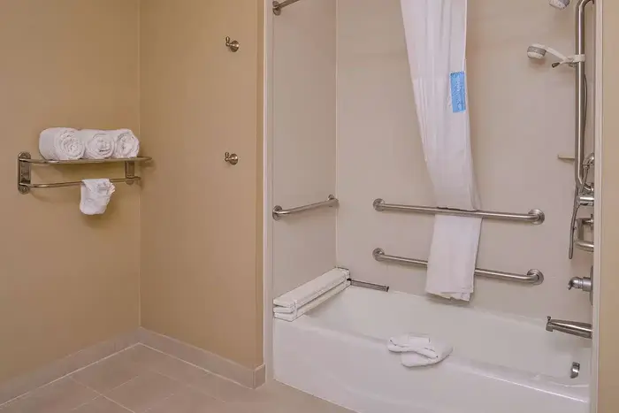 Hampton Inn & Suites Big Spring - Jacuzzi Suite in Big Spring