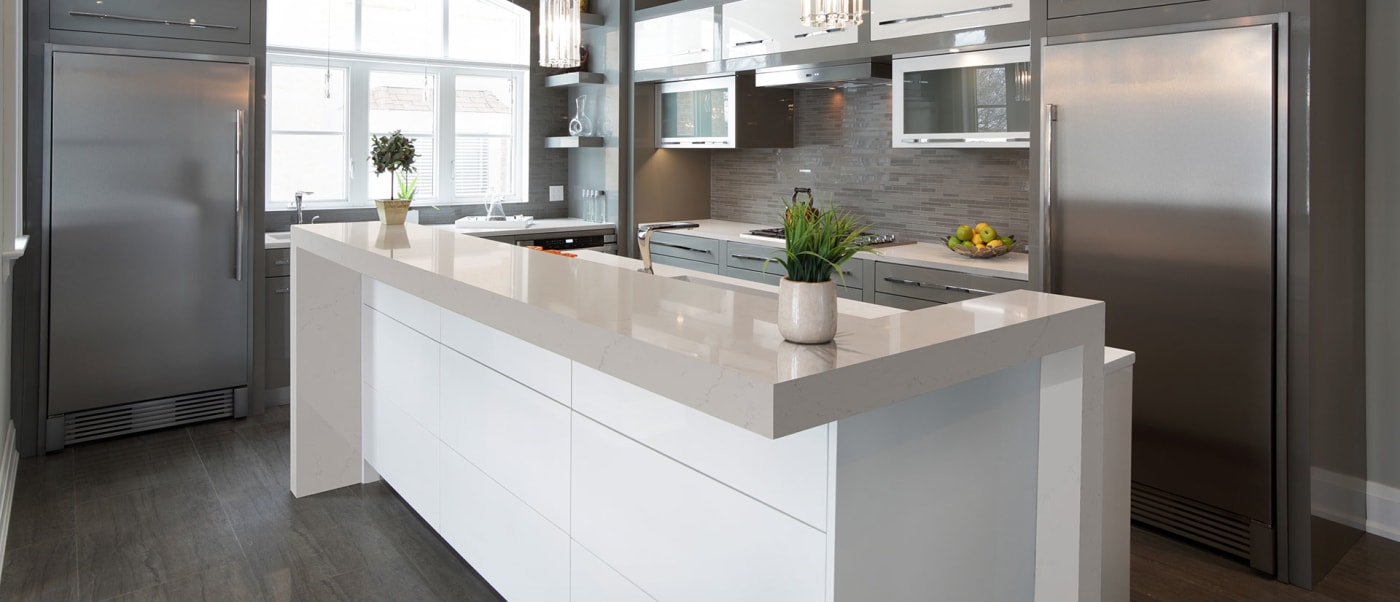 Alabaster White Quartz Countertop in Kitchen