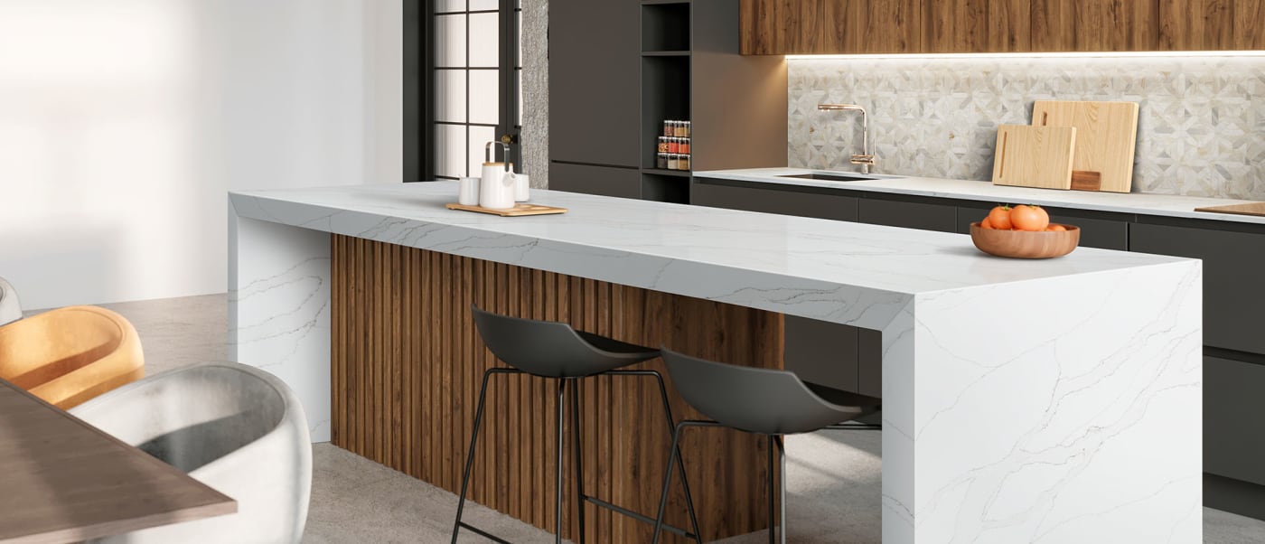 Calacatta Izaro Quartz Countertop in Kitchen Island