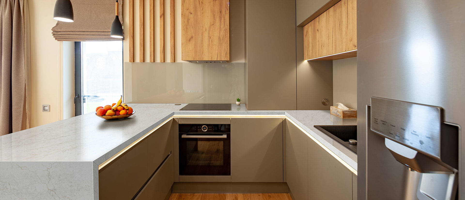 Calacatta Miraggio Cove Quartz Countertop in Kitchen