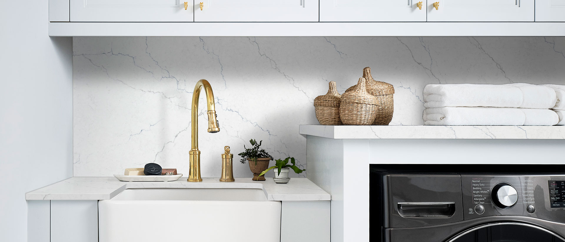 Calacatta Miraggio Cielo Quartz Countertop in Laundry Room