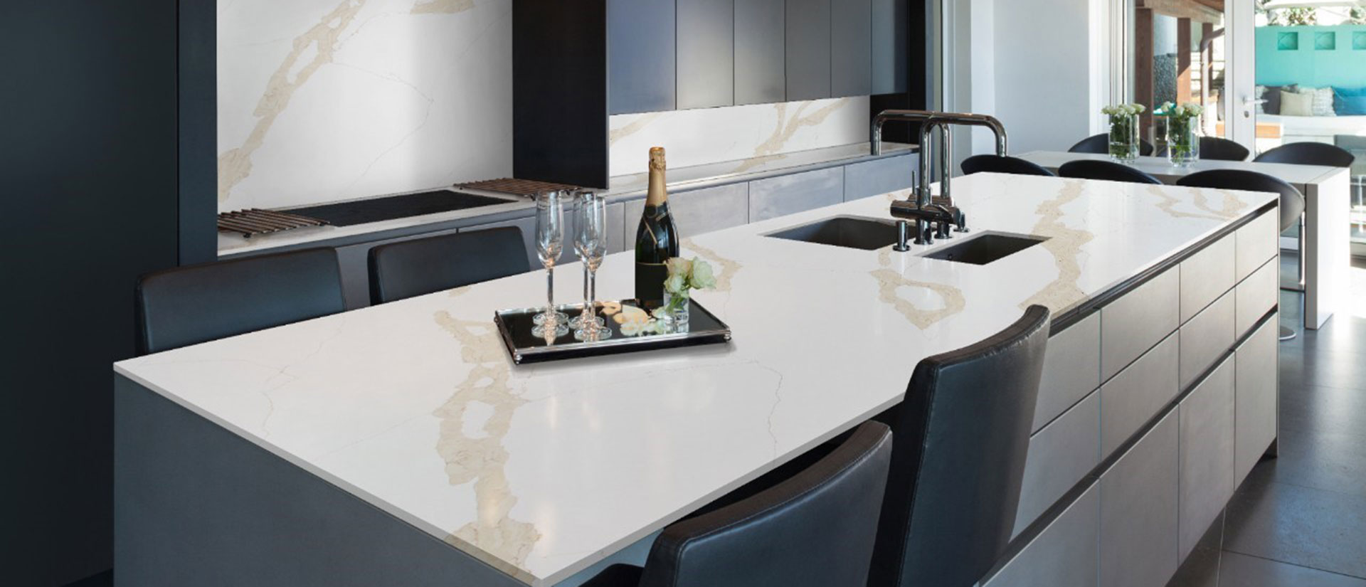 Calacatta Leon Gold Quartz Countertop on Kitchen Island