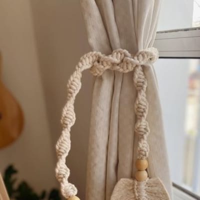 Macrame Leaf Curtain Tieback – Handmade Boho Curtain Holder