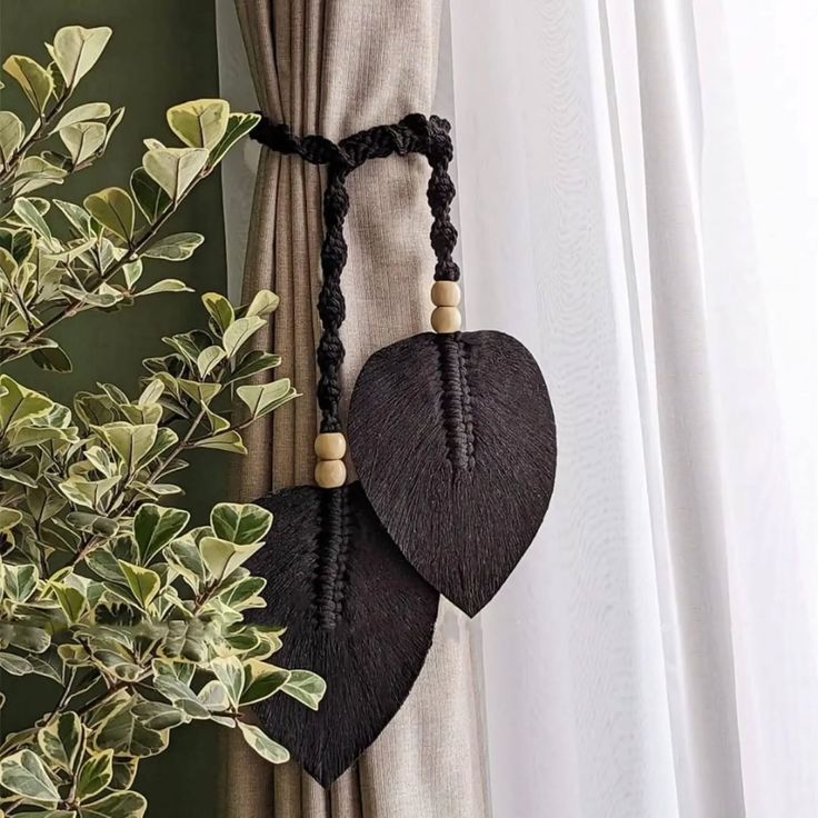 Macrame Leaf Curtain Tieback – Handmade Boho Curtain Holder