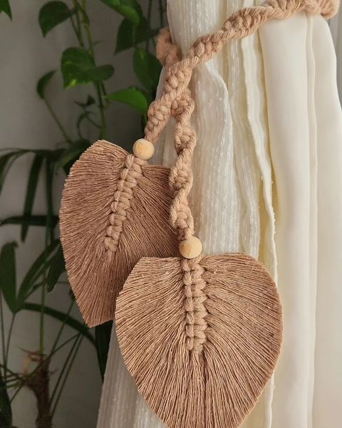 Macrame Leaf Curtain Tieback – Handmade Boho Curtain Holder