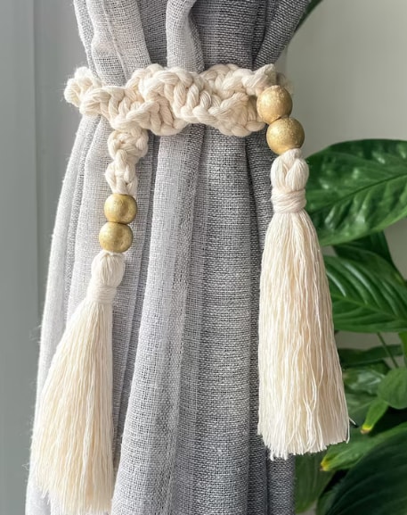 Macrame Curtain Tieback with Tassels & Wooden Beads – Boho Decor
