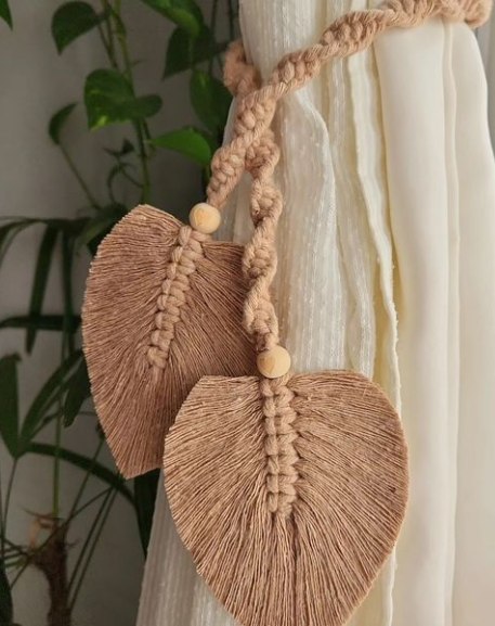 Macrame Leaf Curtain Tieback – Handmade Boho Curtain Holder