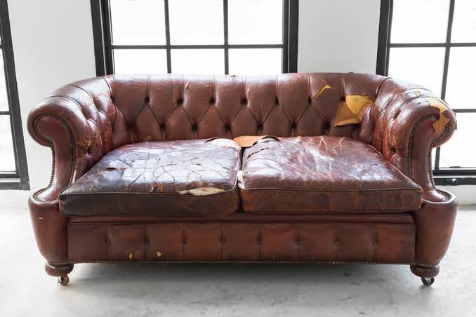 Should You Move Old Furniture or Buy New? A Real Cost Breakdown