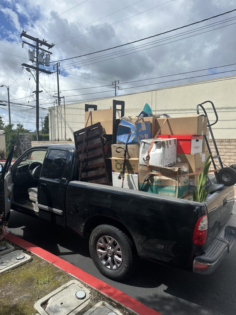 Red Flags to Watch for When Hiring Movers in Philadelphia