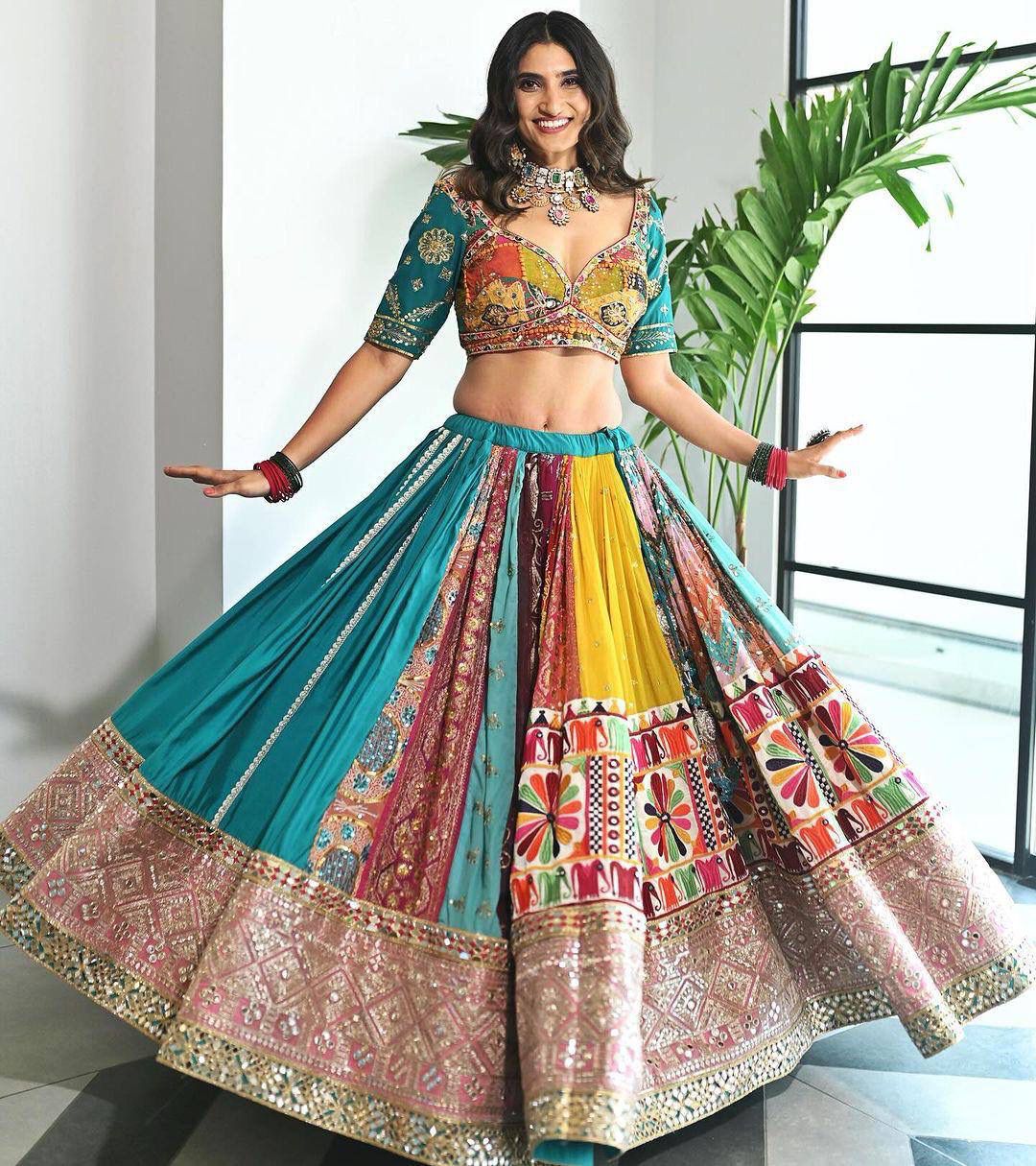 PRINTED LAHENGA CHOLI_LC071