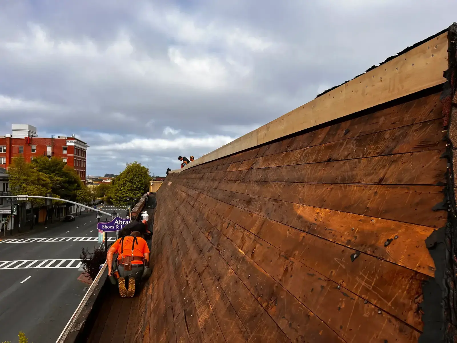 Finished commercial roofing installation