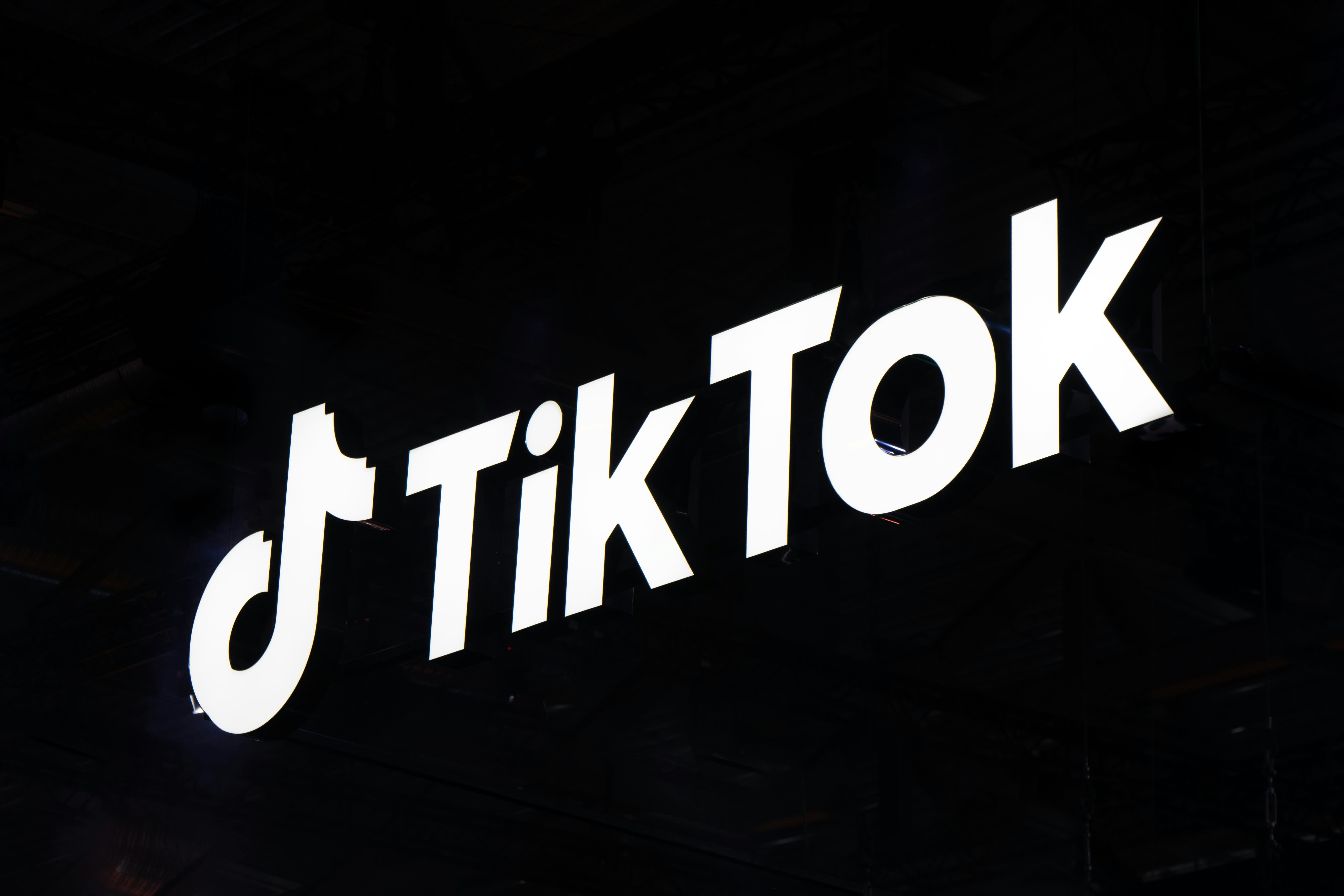 TikTok_Unsplash.jpg