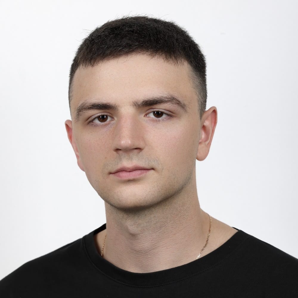 Grzegorz Bartos — zdjęcie profilowe