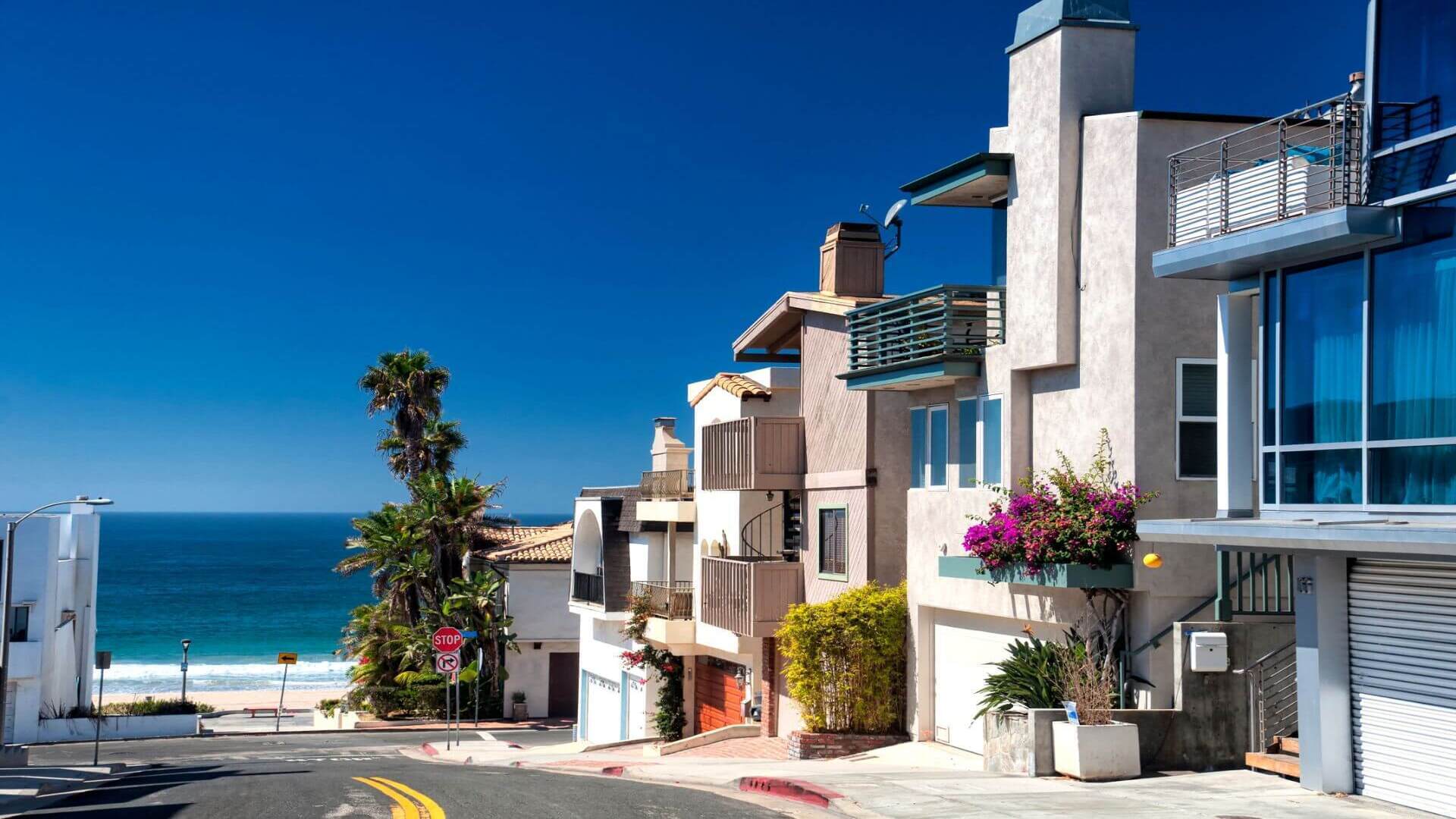 8 Safest Neighborhoods In Los Angeles Blueground   Blueprint Blueground Safest Neighborhoods Los Angeles Manhattan Beach 1 