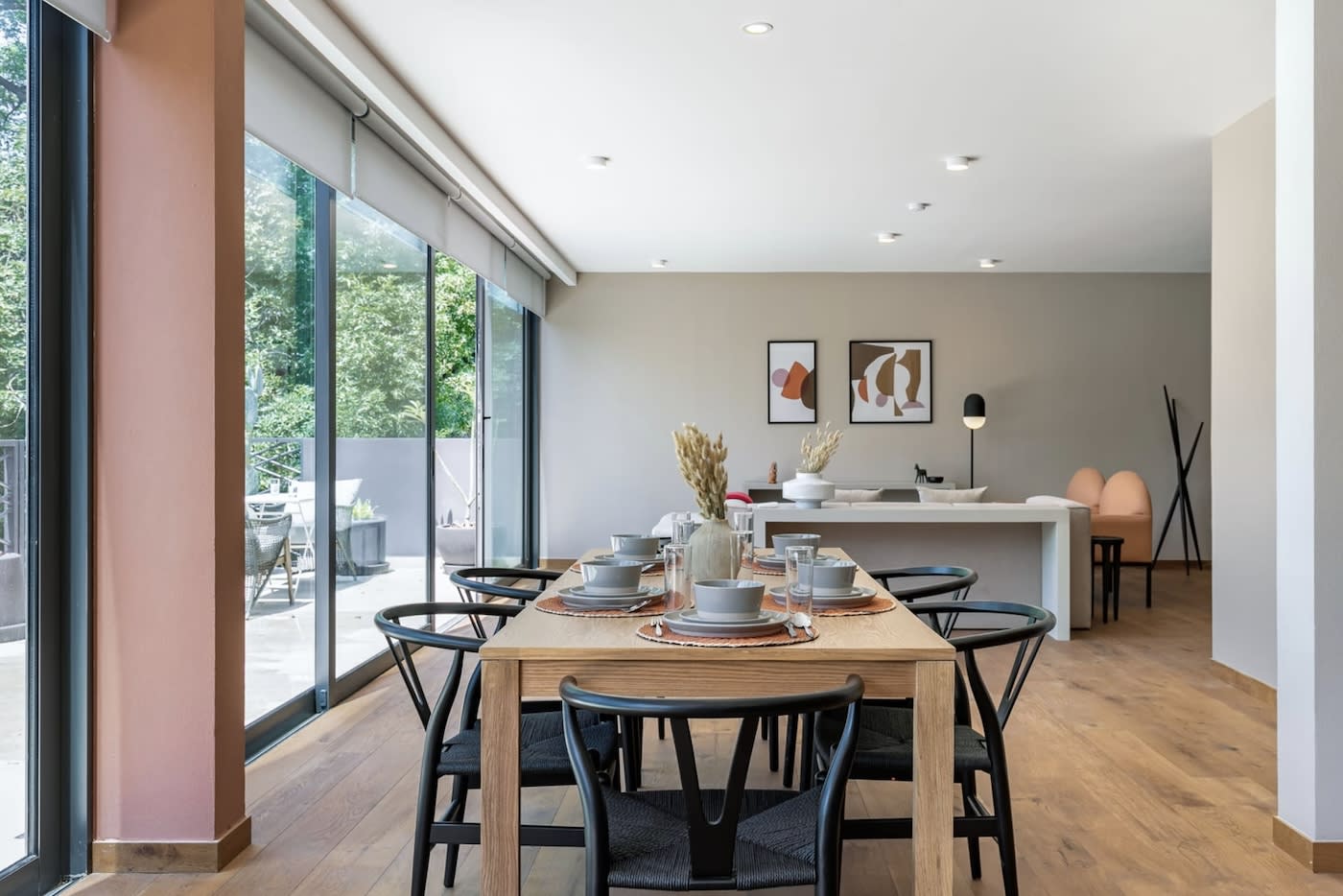 Spacious dining room in Mexico City