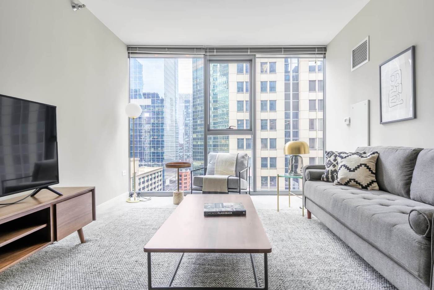 Corporate apartment in Chicago