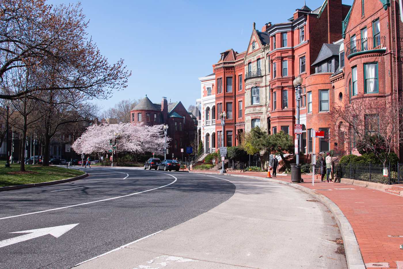 a beautiful block of townhouses in washington dc